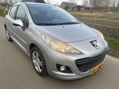 Peugeot 207 1.6 VTi XS (bj 2010)