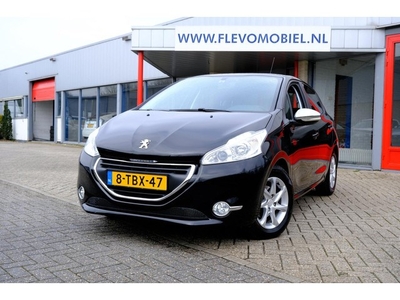 Peugeot 208 1.2 e-VTi Oxygo *32.684km!* 5-Drs Aut.