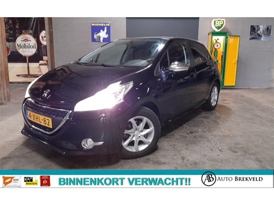 Peugeot 208 1.2 VTi Style 82PK Cruise Navi PDC NAP