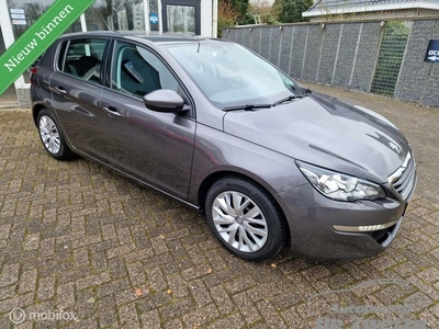 Peugeot 308 1.2 PureTech Blue Lease