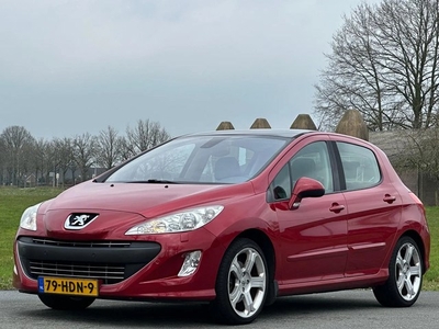 Peugeot 308 1.6 THP Féline Nap Navi Netjes