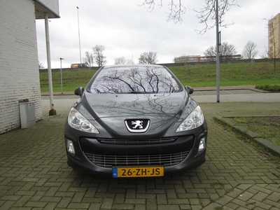 Peugeot 308 1.6 VTi XT