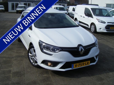 Renault Mégane 1.5 dCi Expression S&S VOORZIEN VAN