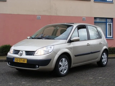 Renault Scénic 2.0-16V Dynamique Luxe PANORAMADAK