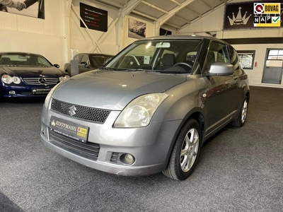 Suzuki Swift 1.5 Exclusive Airco Stoelverwarming Central