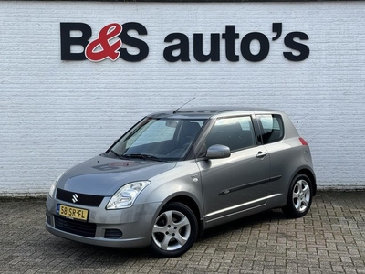 Suzuki Swift 1.5 GLS Weinig Km's Automaat Airco Parkeer