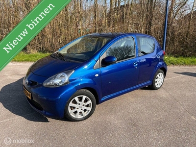 Toyota Aygo 1.0-12V + Airco, 5 Deurs!