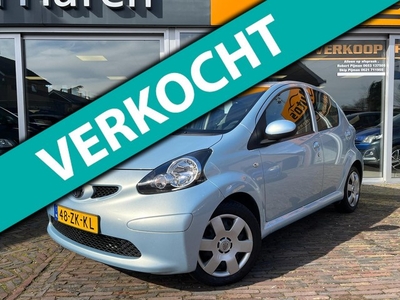 Toyota Aygo 1.0-12V + DEALER ONDERHOUDEN/1E EIGENAAR/NL