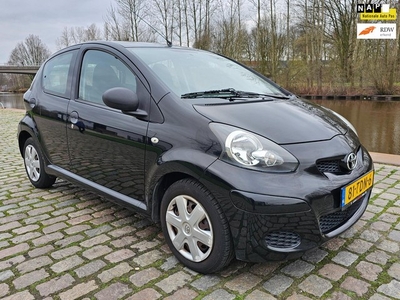 Toyota Aygo 1.0-12V Now Lage km nap Airco cv op afs