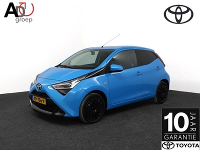 Toyota Aygo 1.0 VVT-i x-play Airco Achteruitrijcamera