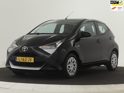 Toyota Aygo 1.0 VVT-i x-play NAVI Camera Carplay