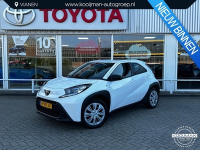 Toyota Aygo X 1.0 VVT-i MT play Apple carplay, android