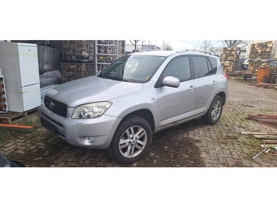 Toyota RAV4 2.0 VVTi Linea Terra