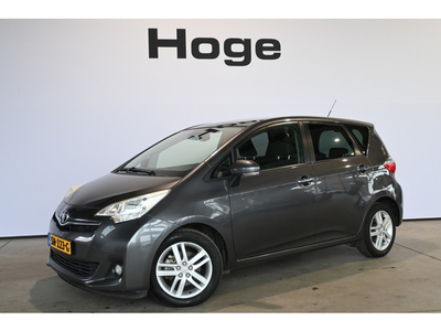 Toyota Verso-S 1.3 VVT-i Dynamic Ecc Navigatie Panoramadak 100% Onderhouden! Inruil Mogelijk!