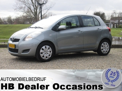 Toyota Yaris 1.3 VVTi Comfort 6 bak - Airco Zaterdags