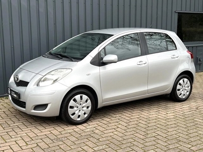 Toyota Yaris 1.3 VVTi Executive DEALER