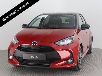 Toyota Yaris 1.5 HYBRID BI-TONE AUTOMAAT NAVIGATIE BIJNA