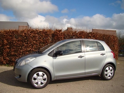 Toyota Yaris Airco 5 Deurs € 4499 (bj 2006)