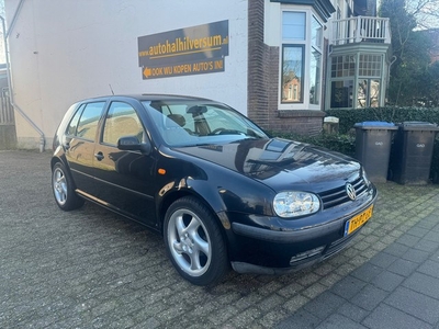 Volkswagen Golf 1.4-16V Trendline NIEUWE APK