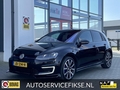 Volkswagen Golf 1.4 TSI GTE PANODAK CAMERA CARPLAY