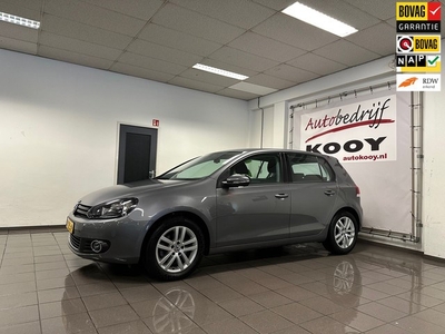 Volkswagen Golf 1.4 TSI Highline * Navigatie / Trekhaak /