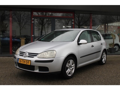 Volkswagen Golf 1.6 FSI Turijn (bj 2006)