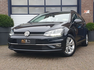 Volkswagen GOLF Variant 1.0 TSI Comfortline / Navigatie. In