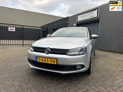 Volkswagen Jetta 1.6 TDI Comfort Executive Line BlueMotion