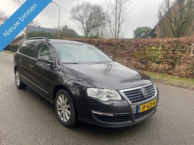 Volkswagen Passat 1.6 TDI Leer Clima Trakhaak