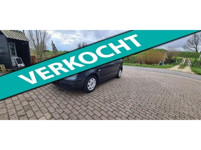 Volkswagen Polo 1.2-12V Comfortline MET NIEUWE APK