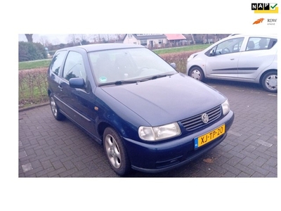 Volkswagen Polo 1.4 3e Eigenaar! Trekhaak! Apk 14-01-2025