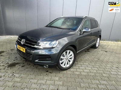 Volkswagen TOUAREG 3.0 TDI PANO/LEER/LUCHTV/TREKHAAK