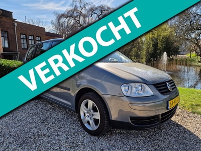 Volkswagen Touran 1.6 7-PERSOONS *apk:02-2025*