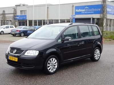 Volkswagen Touran 1.9 TDI Business 6 Bak Navi Cruise Control