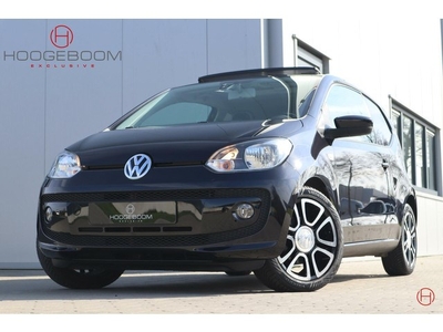 Volkswagen Up! 1.0 high up! / Navi / Panoramadak / Cruise /