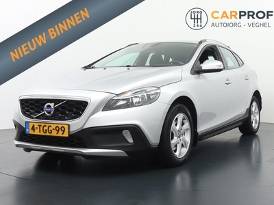 Volvo V40 Cross Country 1.6 T4 Kinetic 180 PK Trekhaak 1300