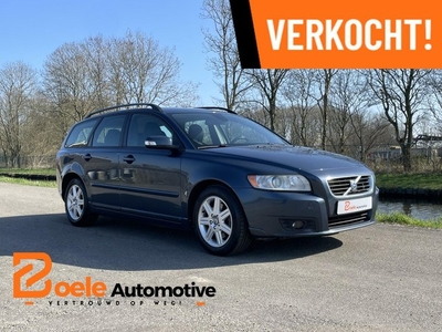 Volvo V50 2.4 Summum Aut. / Facelift / 5-Cyl. / PDC /