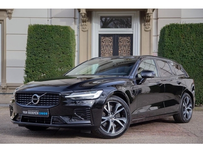 Volvo V60 2.0 T6 Twin Engine AWD R-Design H&K Camera