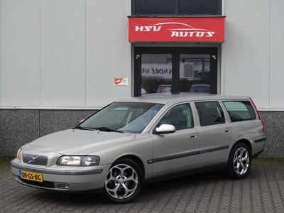 Volvo V70 2.4 Comfort Line automaat LEER airco org NL