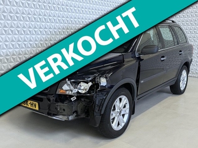 Volvo XC90 2.4 D5 7-persoons Stoelverwarming + Airco + PDC