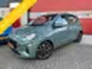 Hyundai i10 1.0 Comfort Smart TREKHAAK / NAVI / CAMERA / DAB+ / CARPLAY / CRUISE / BLUETOOTH / NL-AU