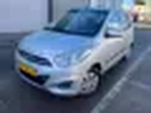 Hyundai I10 1.1 i-Drive Cool / 1 JAAR APK / AIRCO / NAP / 5DRS / BOEKJES/ ZEER NETTE AUTO!!!