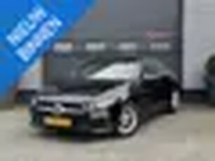 Mercedes-Benz A-klasse 200 Business Solution AMG Navigatie Camera Stoelverwarming Climate Co