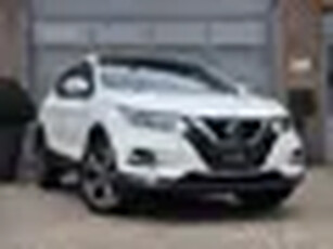 Nissan QASHQAI 1.3 DIG-T N-Connecta Camera, Navigatie, Panoramadak.