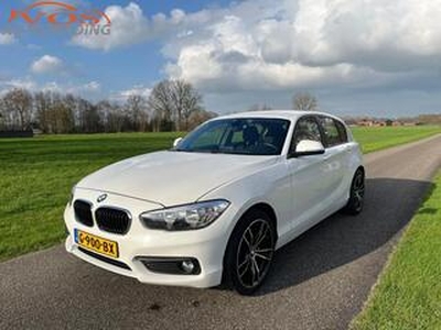 BMW 1-SERIE 116i Essential