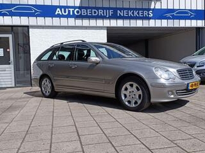 Mercedes-Benz C-KLASSE 240 ELEGANCE 4-MATIC navigatie, elekt. stoelen, airco