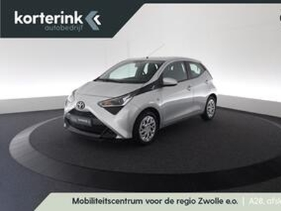 Toyota AYGO 1.0 VVT-i x-play