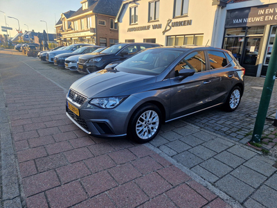 Seat Ibiza 1.0 TSI Style Business Intense, Navigatie,Cruise control,L.M.Velgen,Parkeersensoren