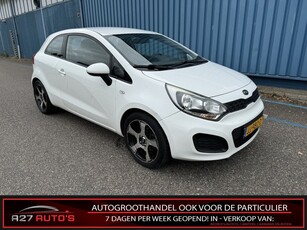 Kia Rio 1.2 CVVT Lichtmetalen velgen, Bluetooth