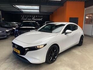 Mazda 3 2.0 SkyActive-G COMF /Sport/ Trekhaak afn. / Haed-Up / Ad-Cruise